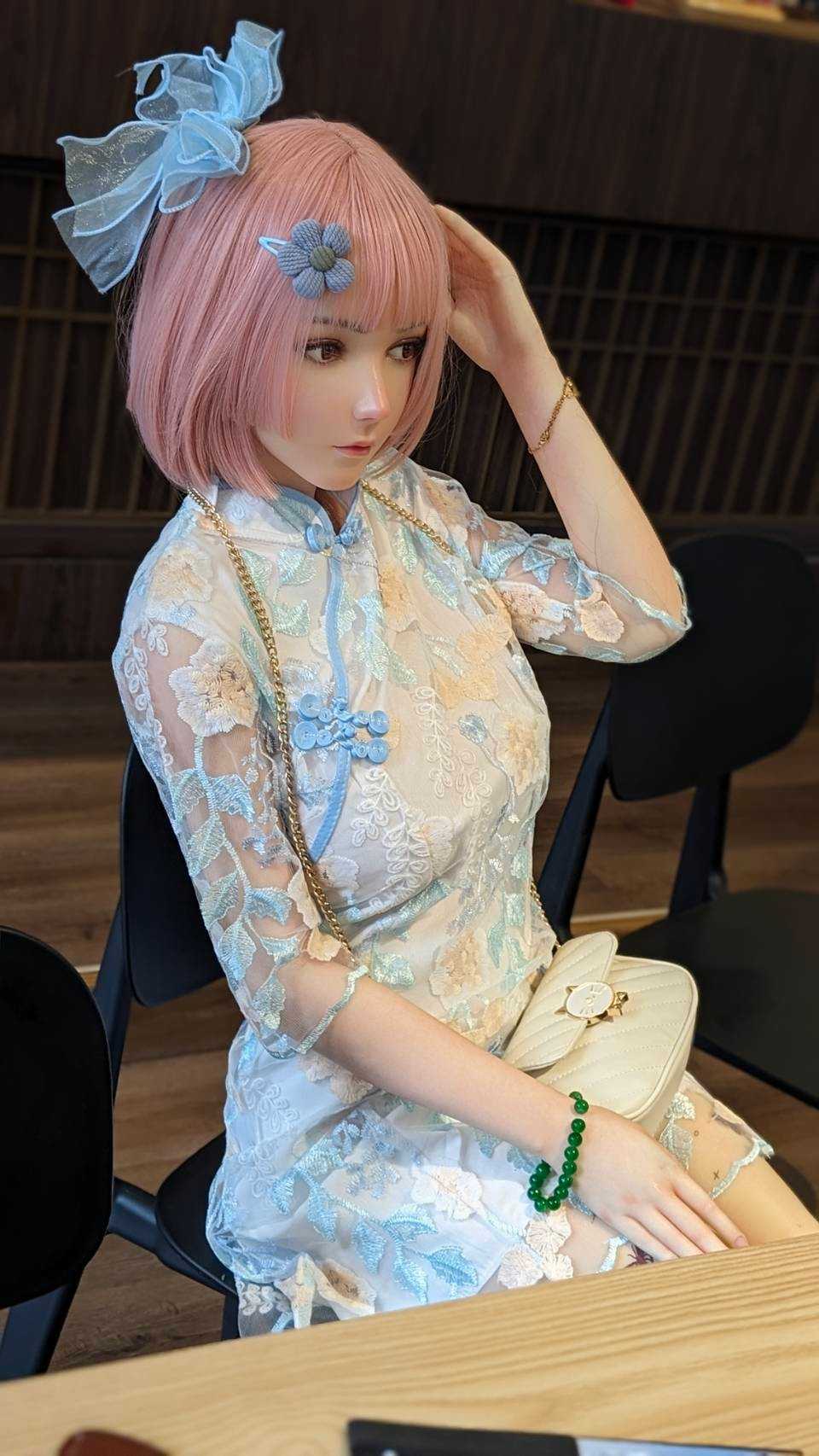line_3478519022905.jpg