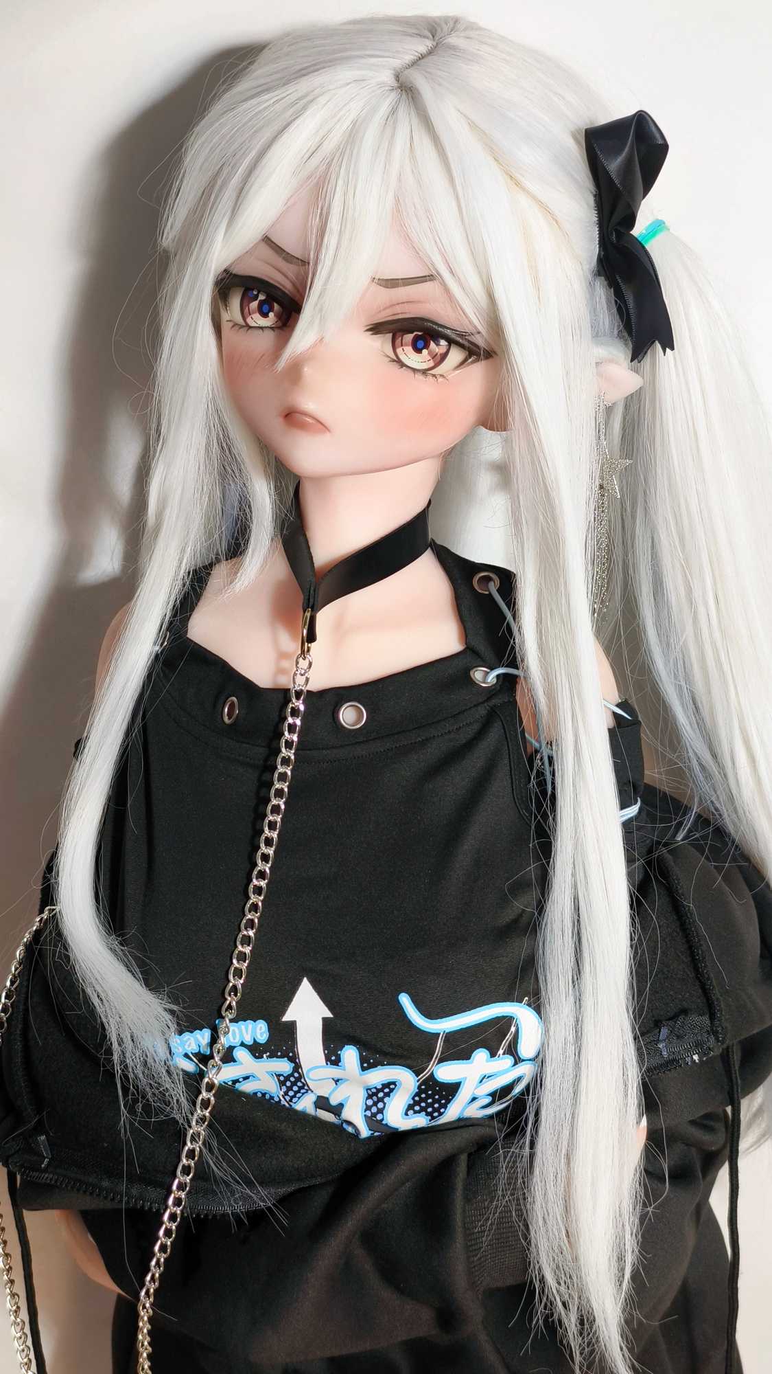 RAD038-Off-C16.jpg
