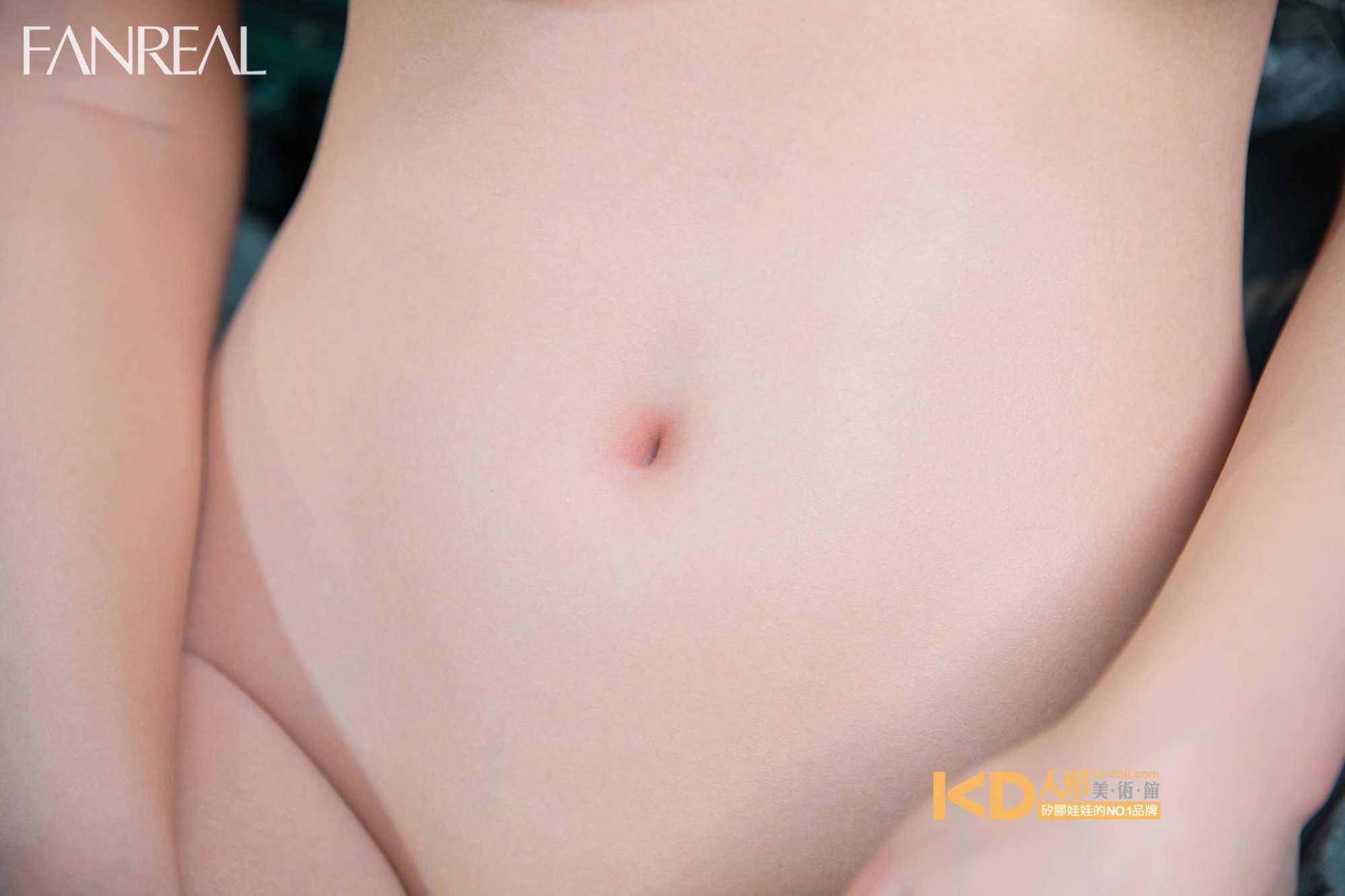 fanreal 凡瑞藝術 矽膠娃娃 109cm carlee (50).jpg