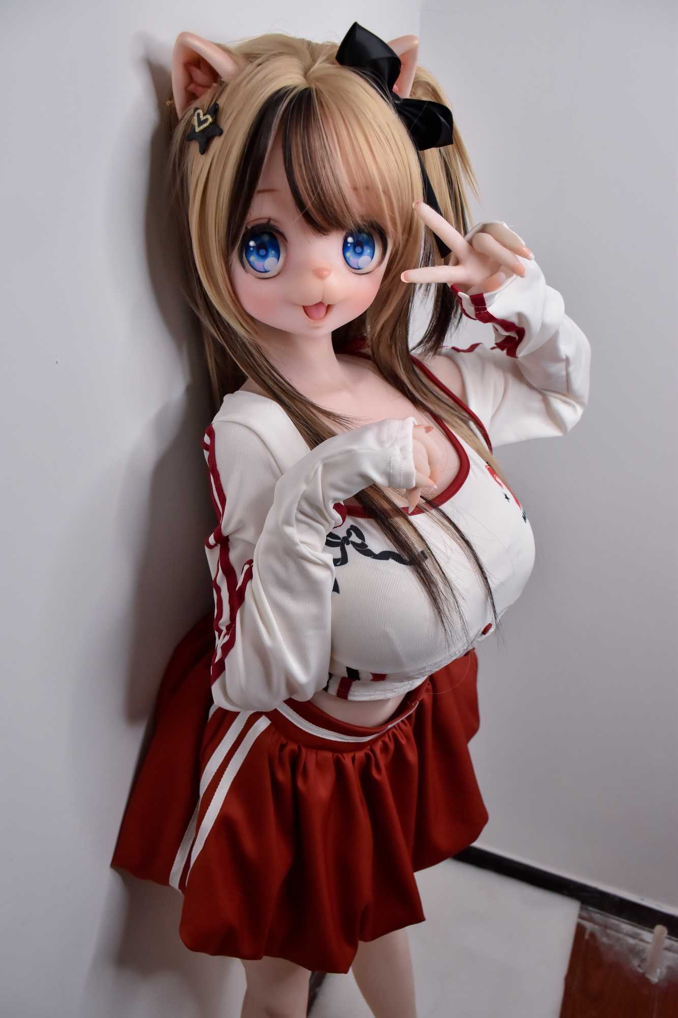 RAD037-Off-C07.jpg