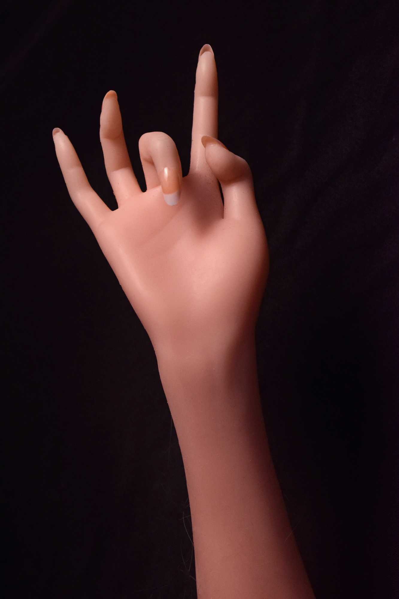 6-fingers 6.jpg