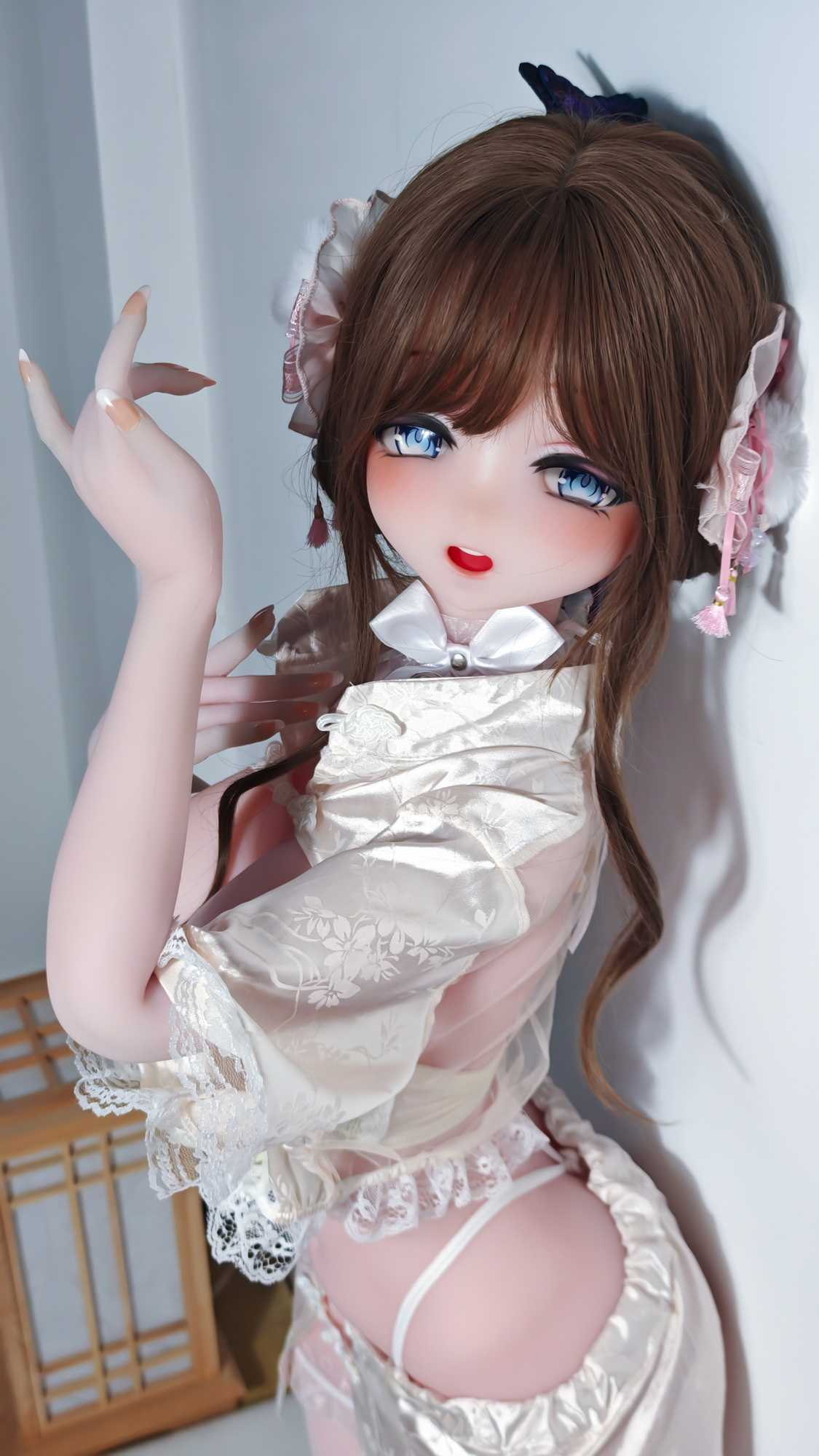 AHR023-Unoff-F01-144M.jpg