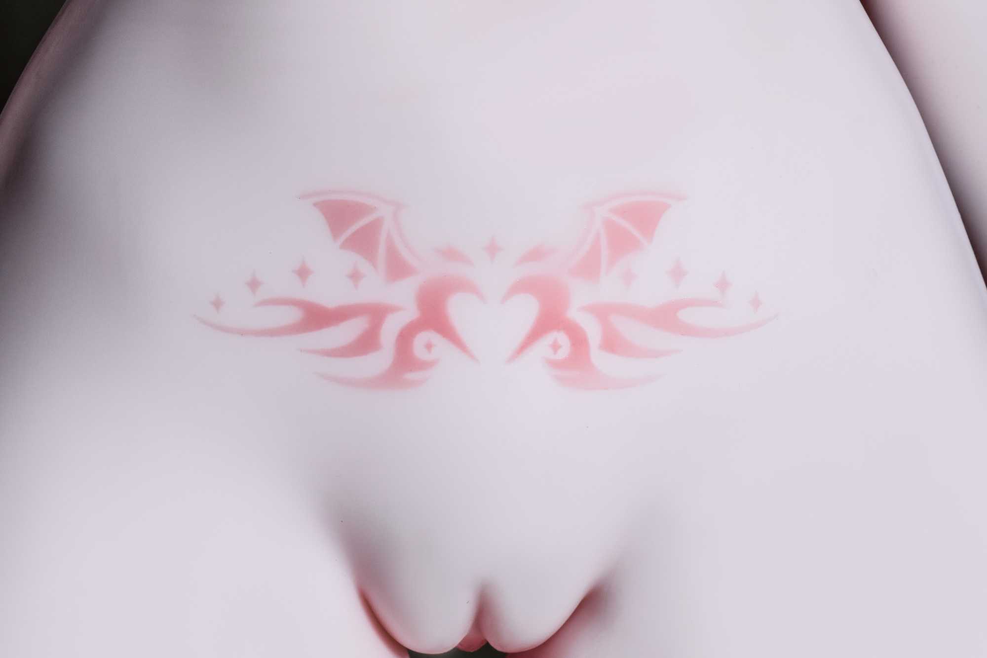 12-A tattoo of a mysterious realm-04.JPG